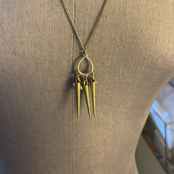 Multi layered necklace - Picture 2 of 6